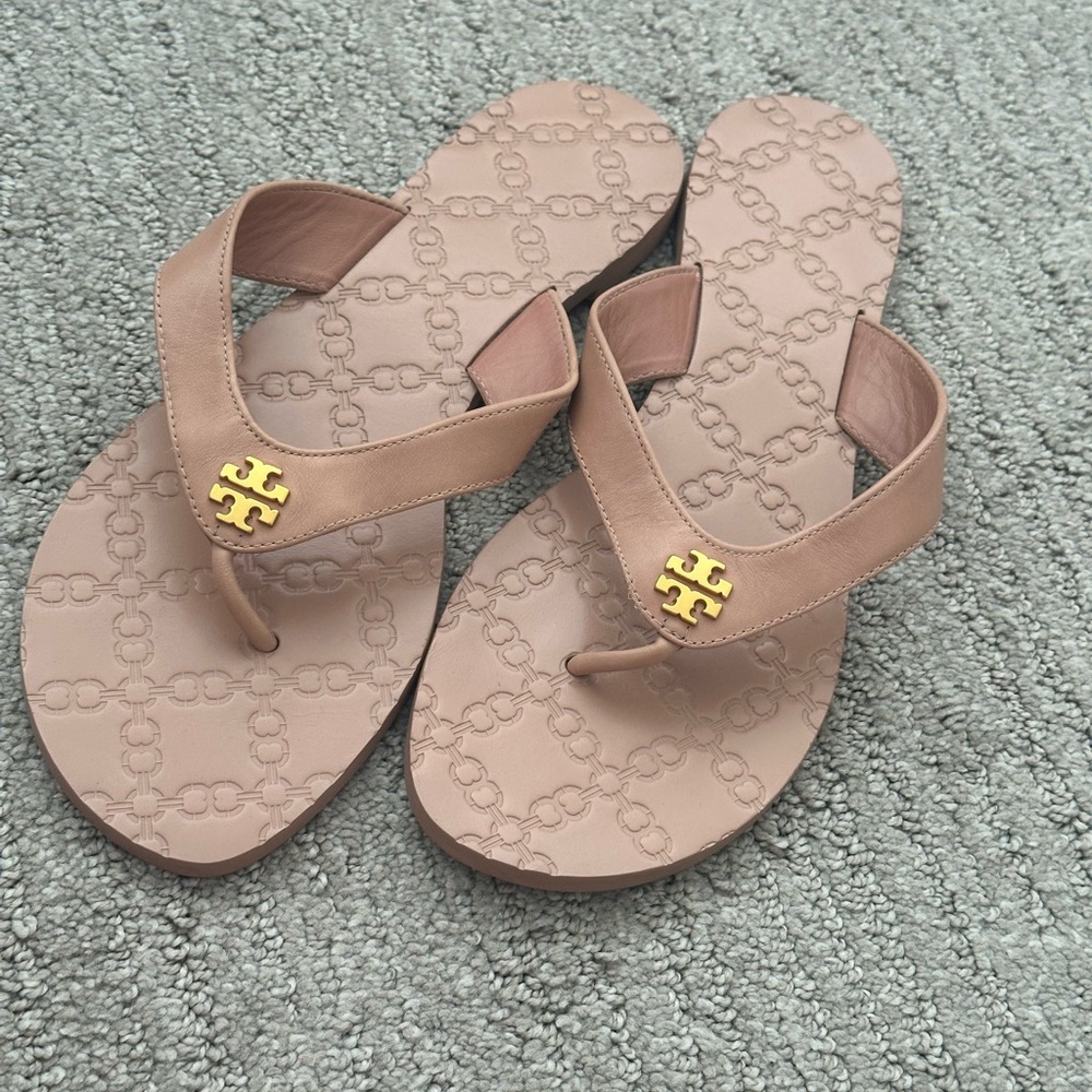 Tory Burch Tan Sandals with Logo Medallion